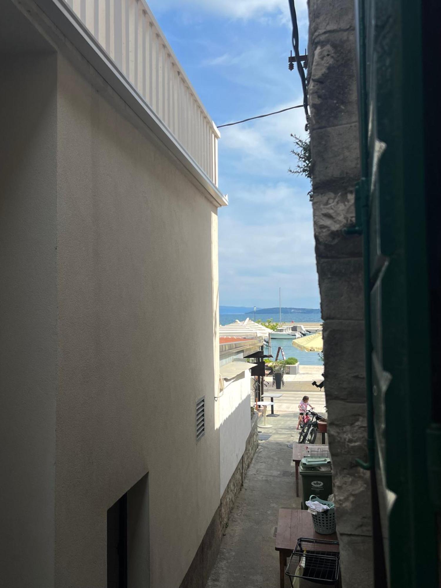 Apartman Lucijan Kaštela Zewnętrze zdjęcie