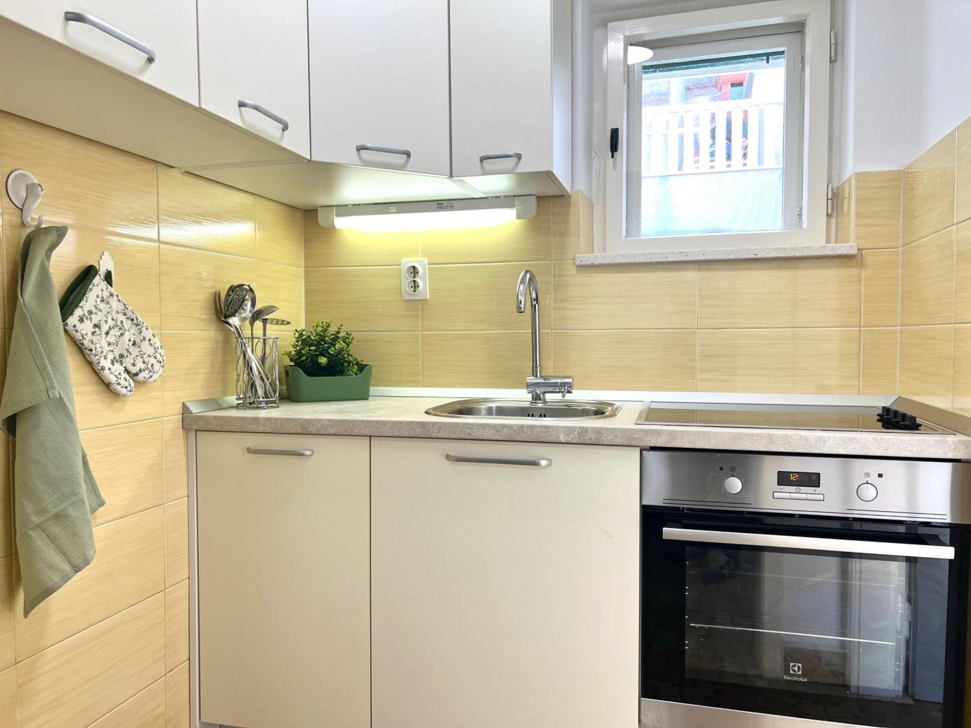 Apartman Lucijan Kaštela Zewnętrze zdjęcie