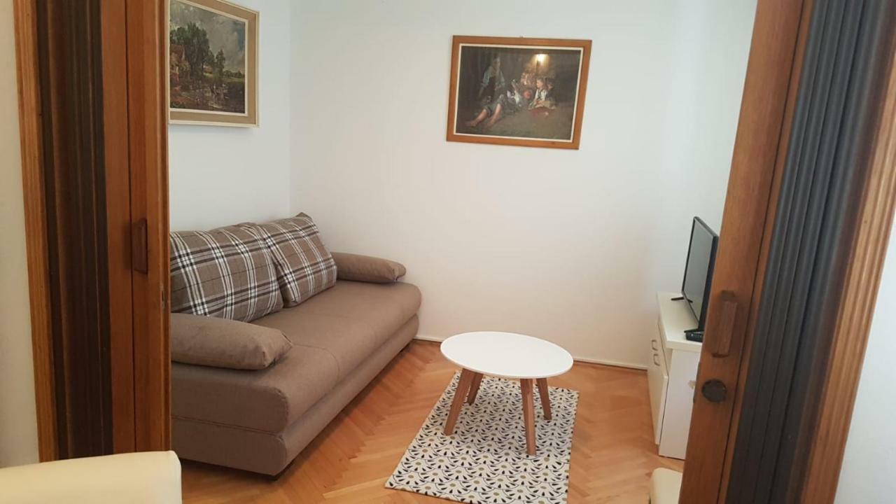 Apartman Lucijan Kaštela Zewnętrze zdjęcie